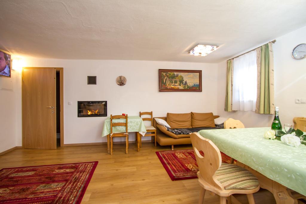 Gertis Ferienwohnung Hochfilzen Δωμάτιο φωτογραφία